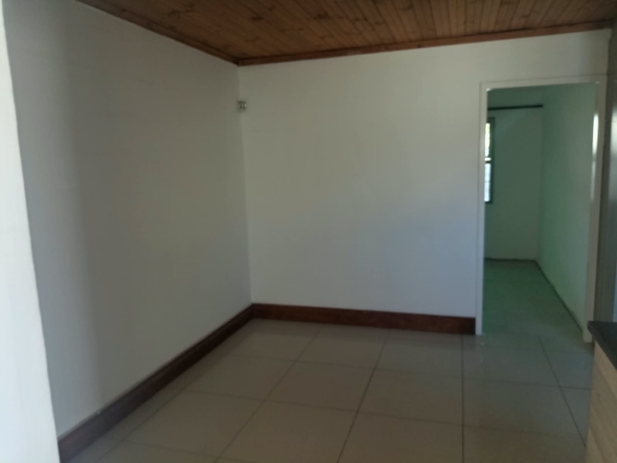 To Let 3 Bedroom Property for Rent in Lentegeur Western Cape